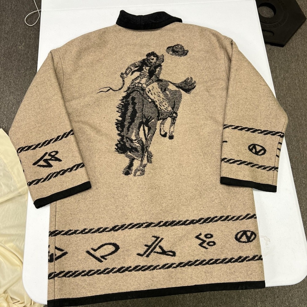 Pendleton Knockabouts Coat mens M Tan Black Bucking Bronco Wool Blend USA A4